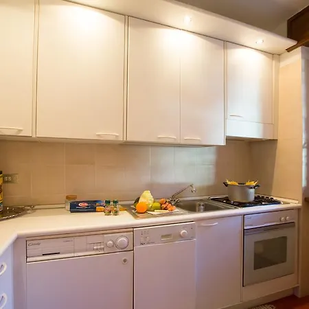 Poggio Fiorito Loggetta Appartement *